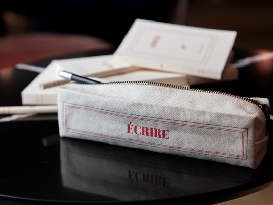 « Écrire » (trousse)